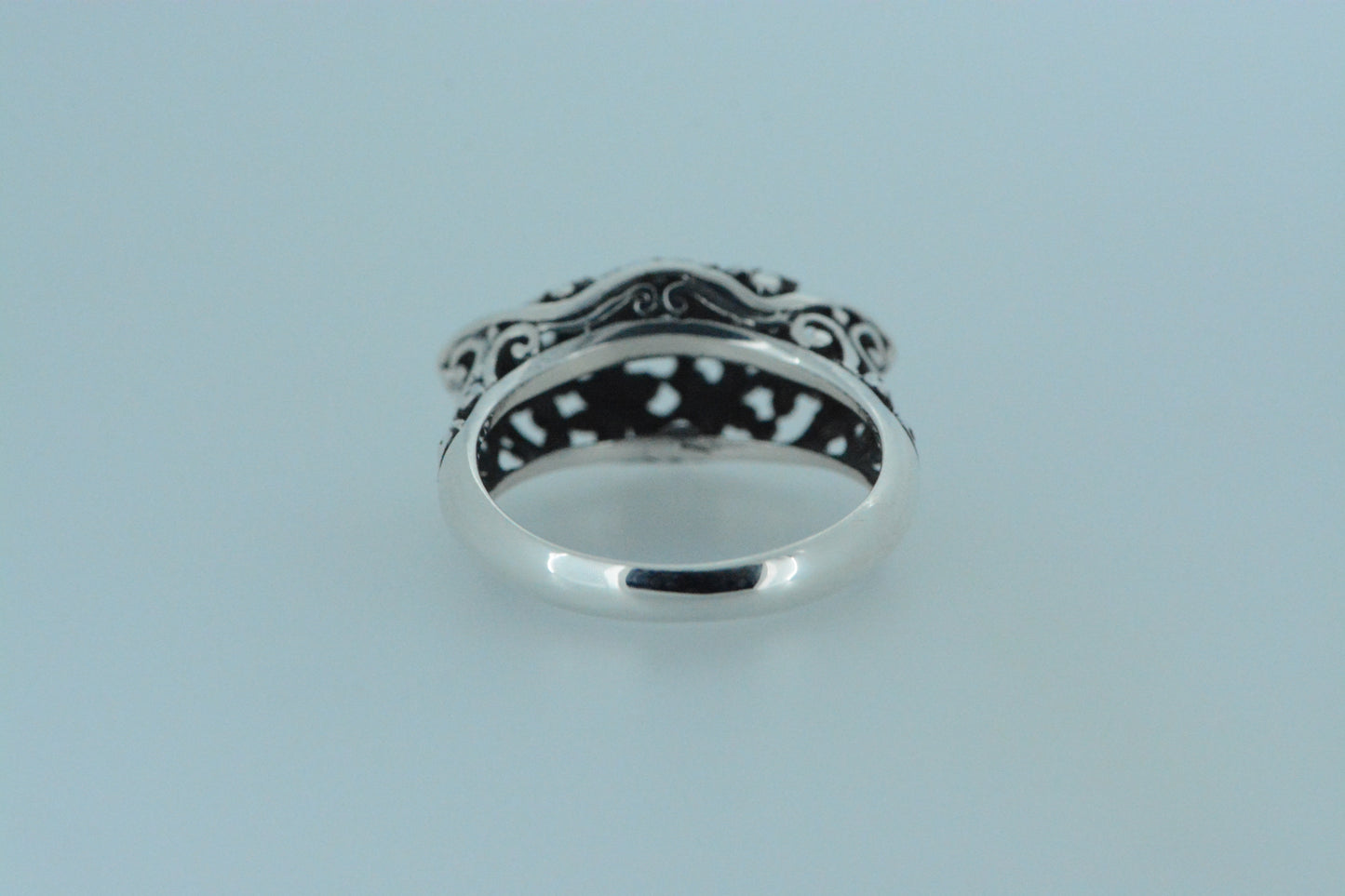 Oval Domed Flowers Ring