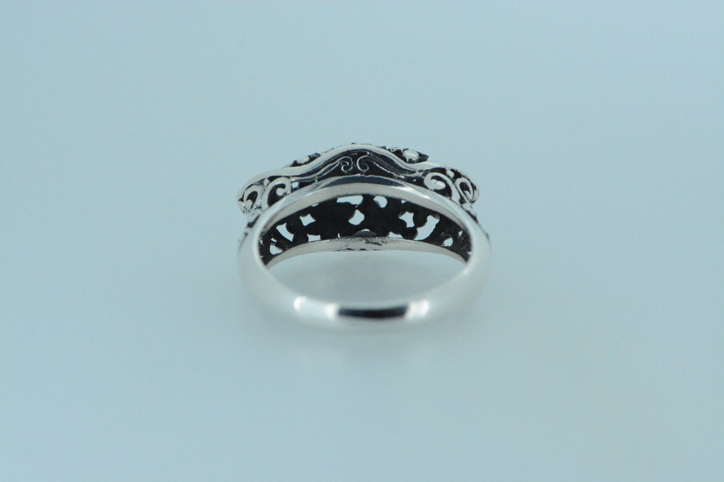 Oval Domed Flowers Ring