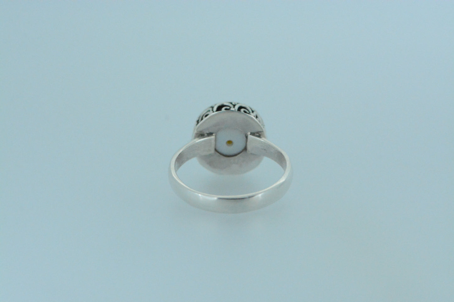 Pearl Ring With Intricate Design
