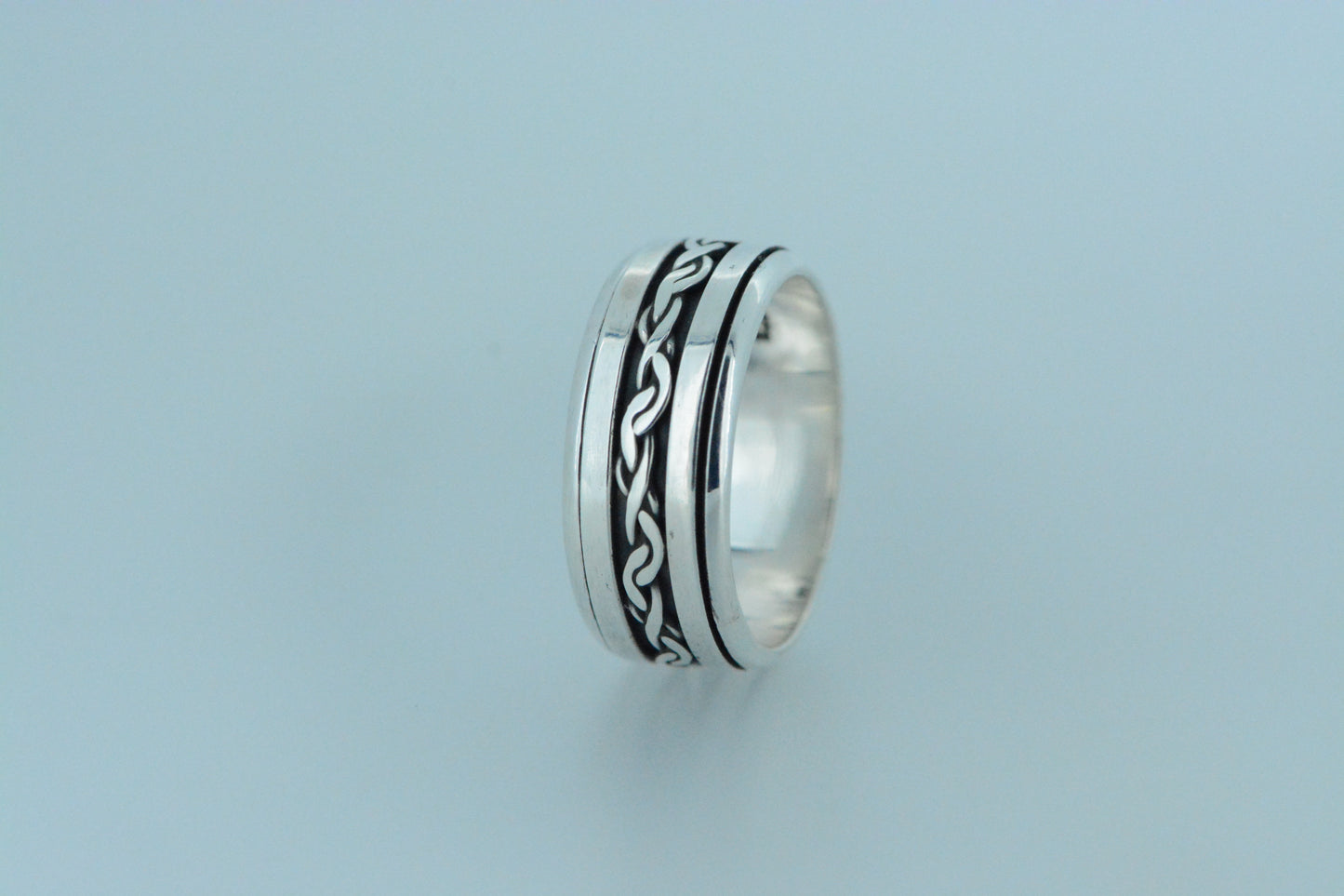Mini Plaited Thread Spinning Ring