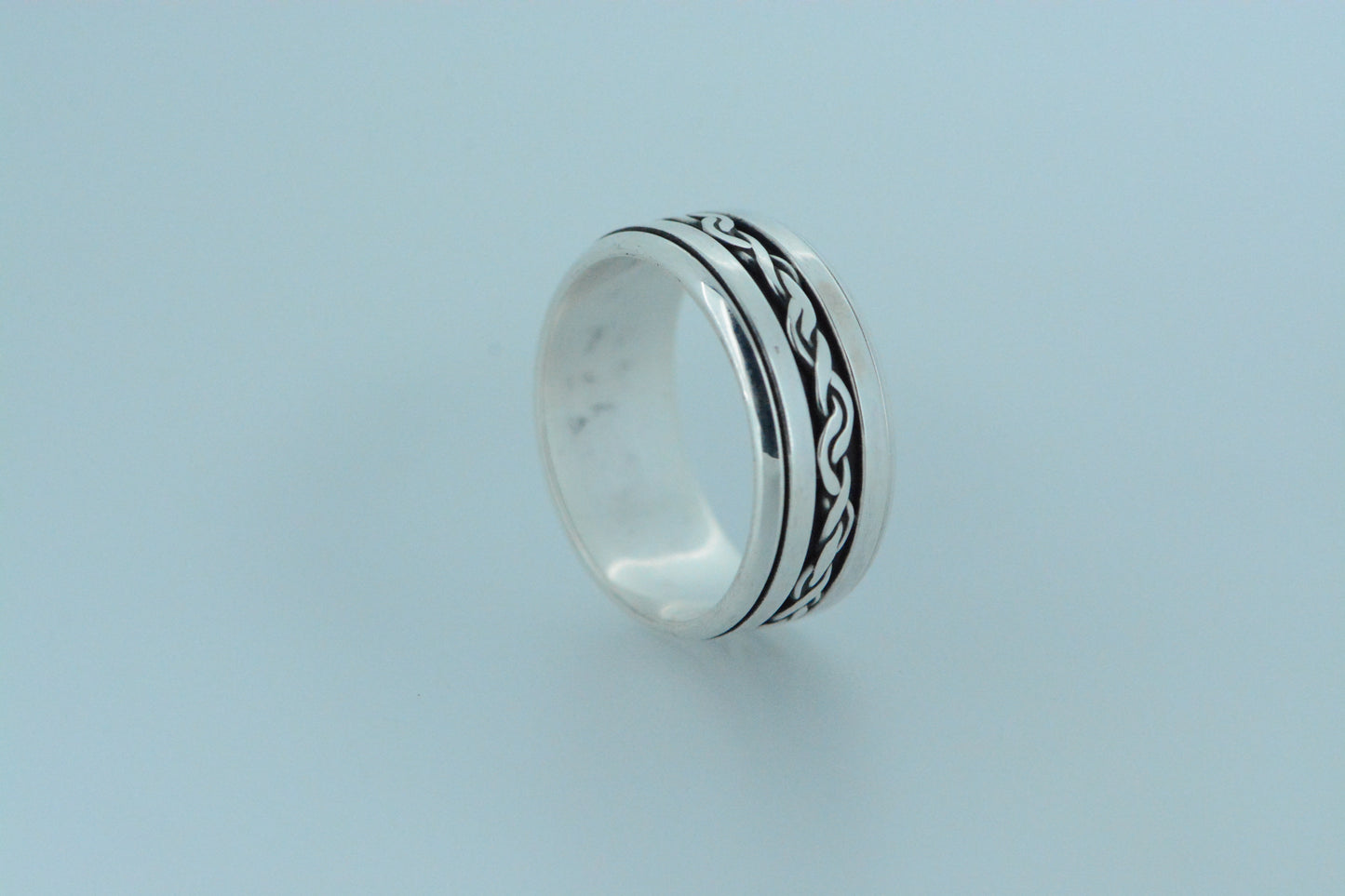 Mini Plaited Thread Spinning Ring