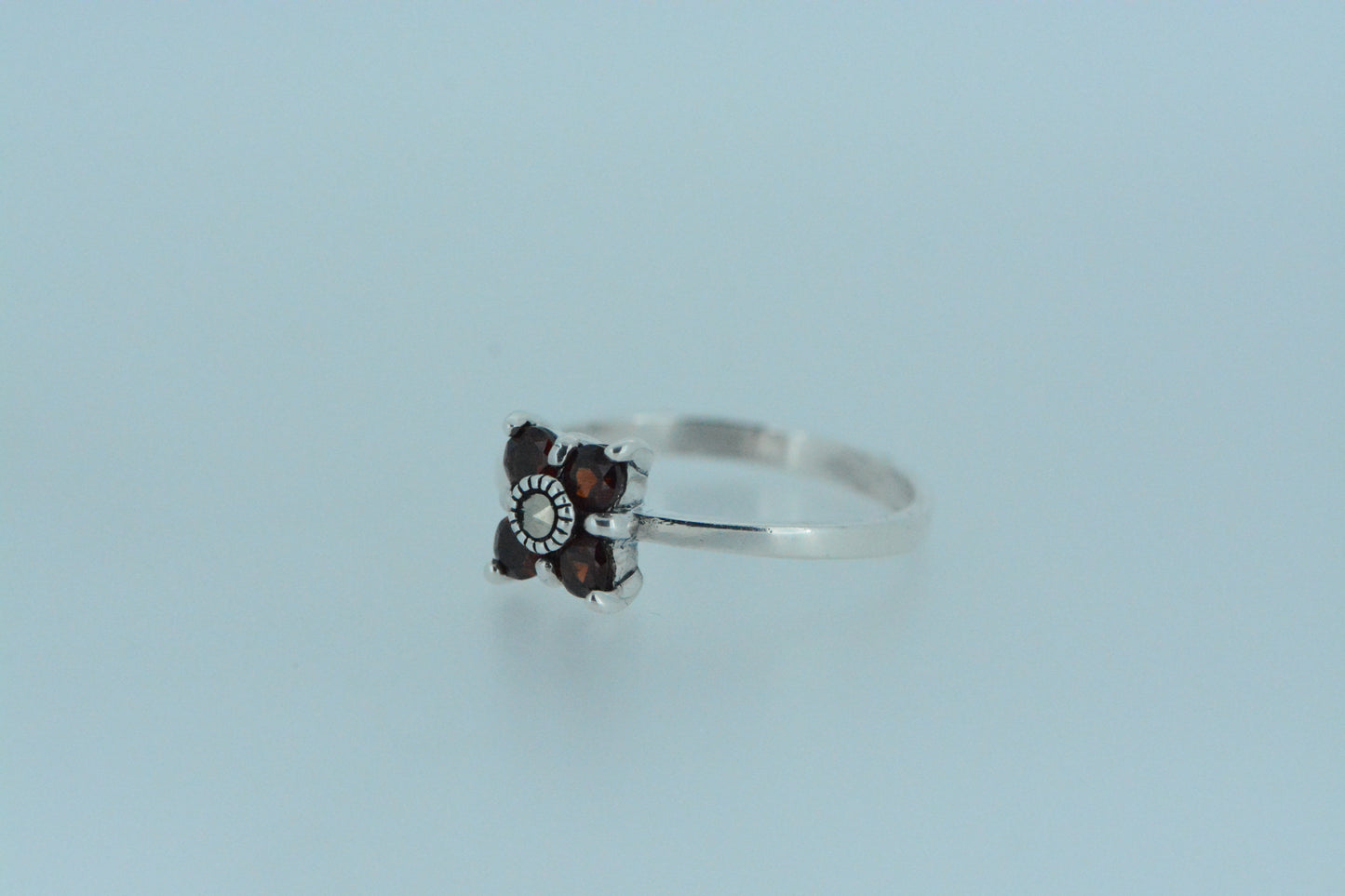 African Garnet Four-Leaf Clover Silver Ring