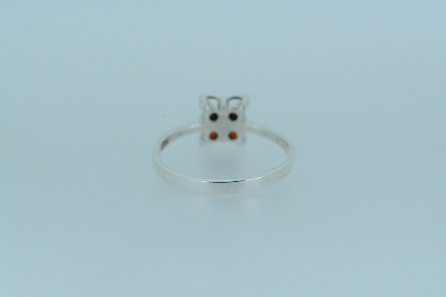 African Garnet Four-Leaf Clover Silver Ring