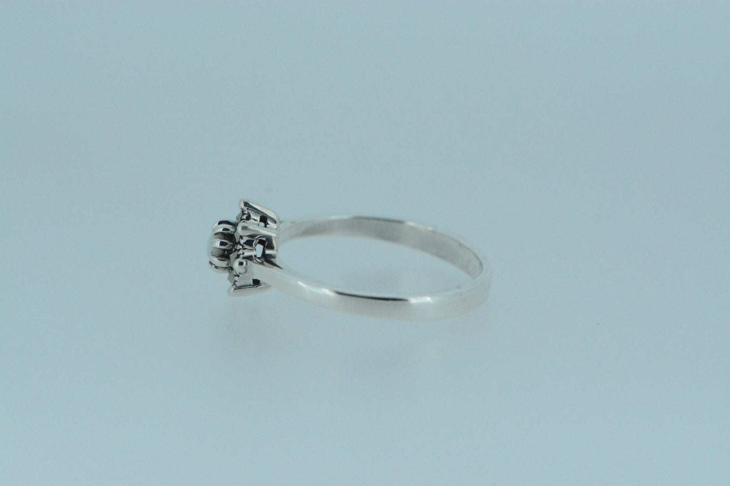 White Mother Of Pearl Ring