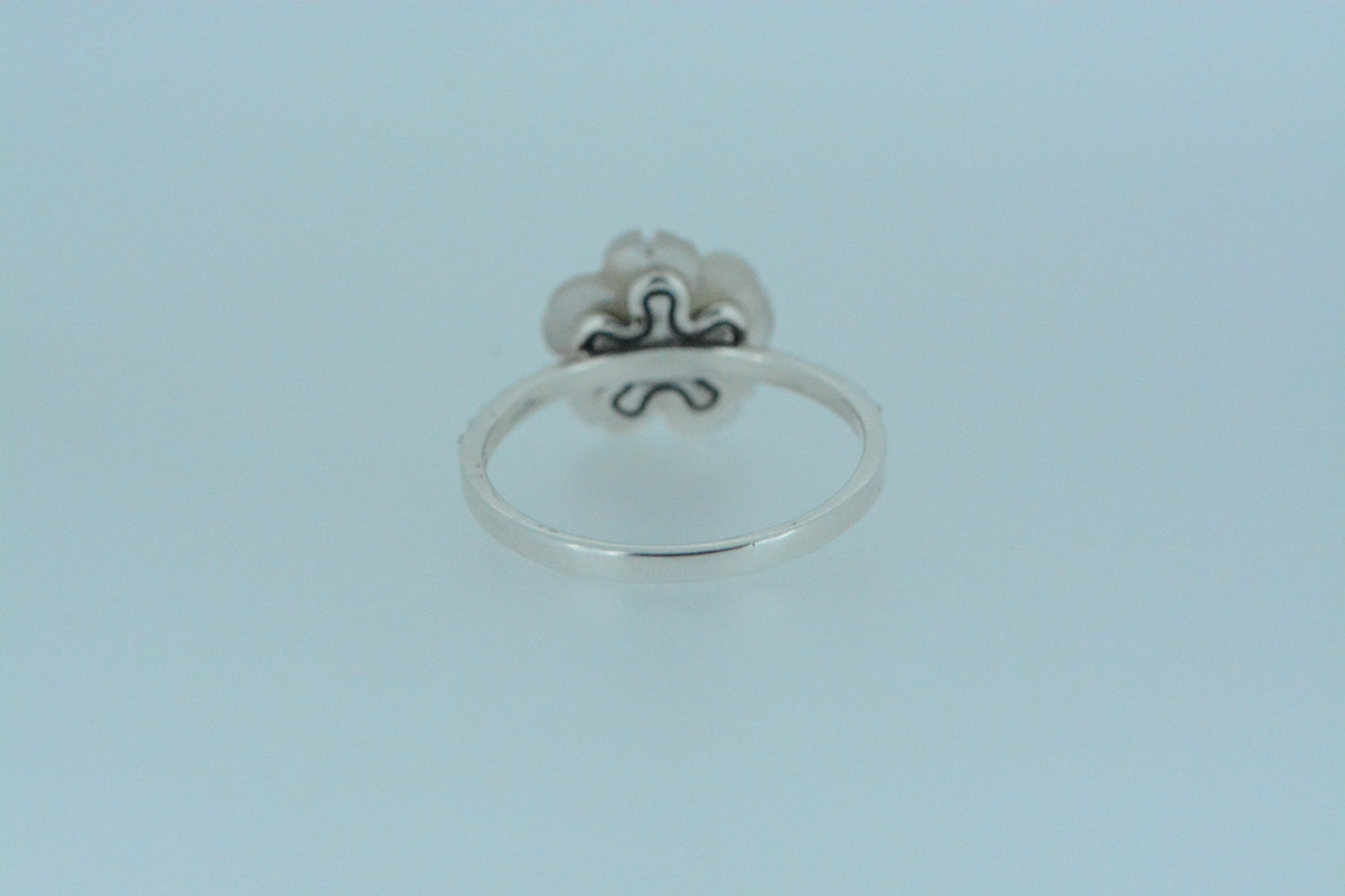 White Shell Flower Ring