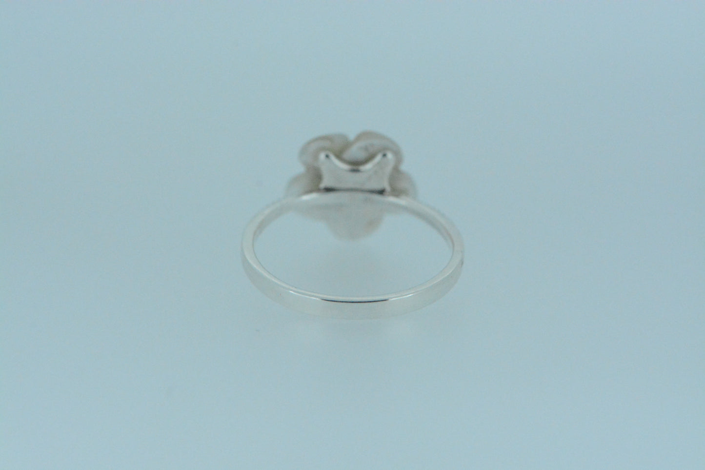 White Shell Flower Ring