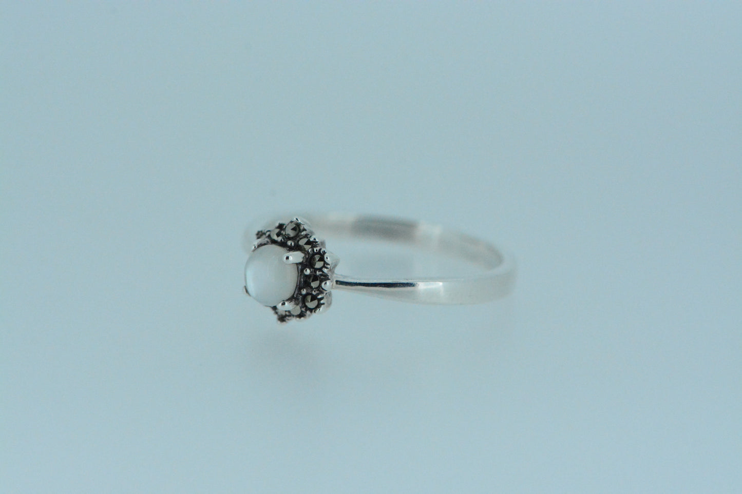 White Mother Of Pearl Ring