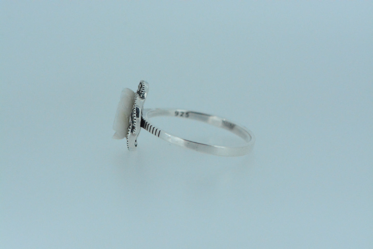White Shell Flower Ring