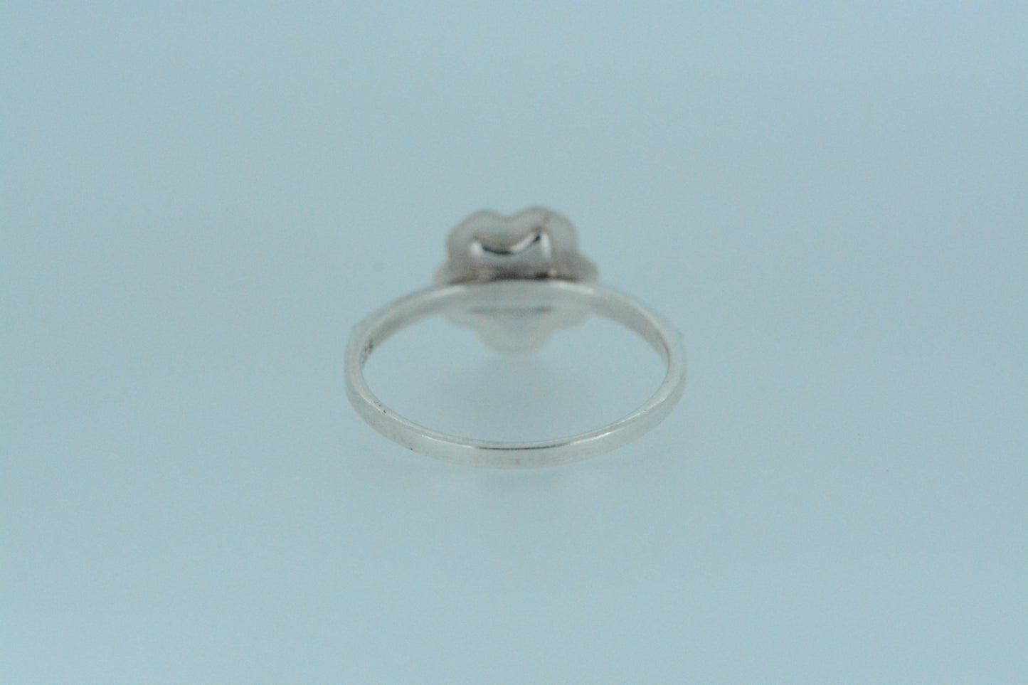 White Shell Flower Ring