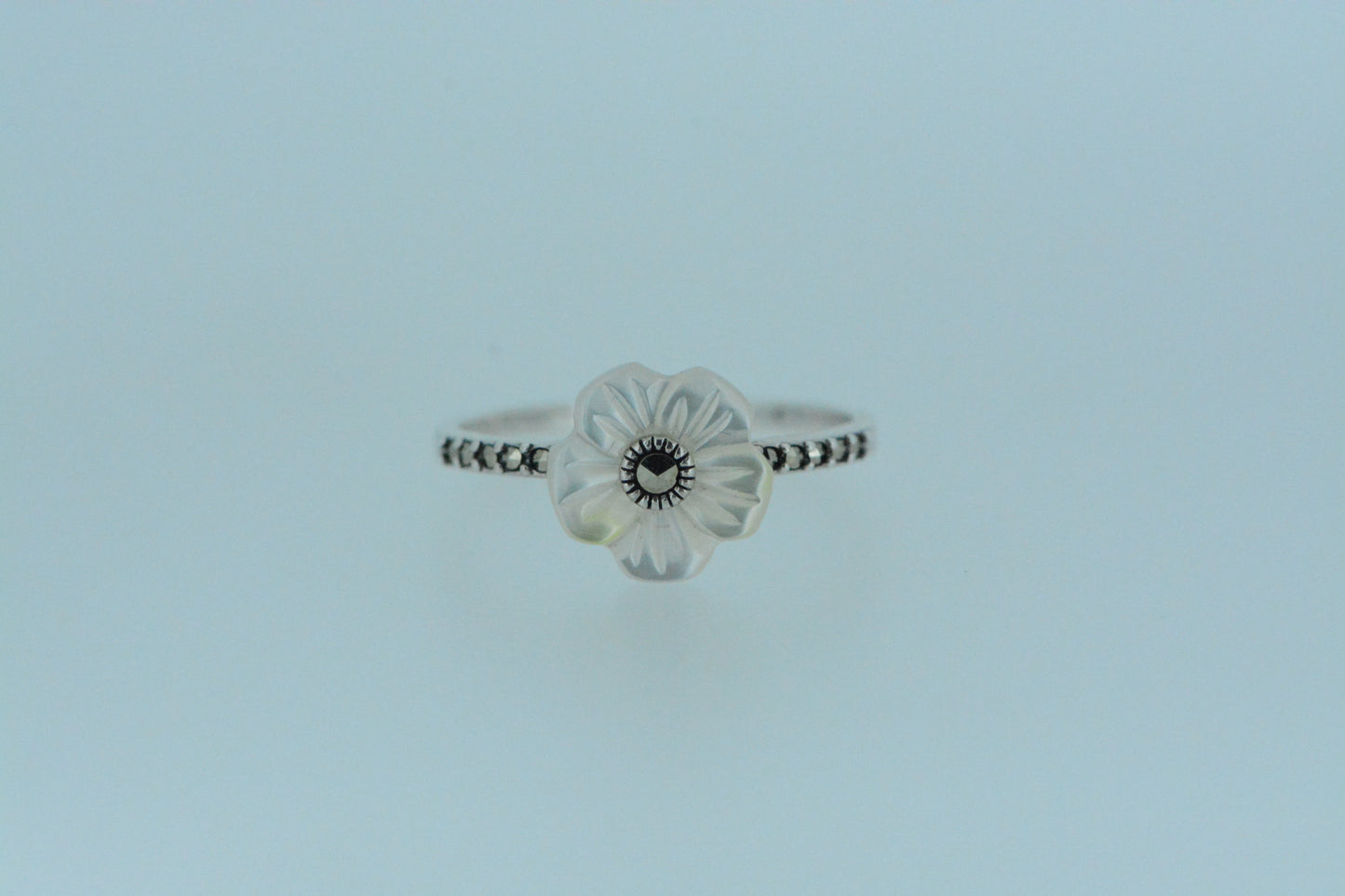 White Shell Flower Ring