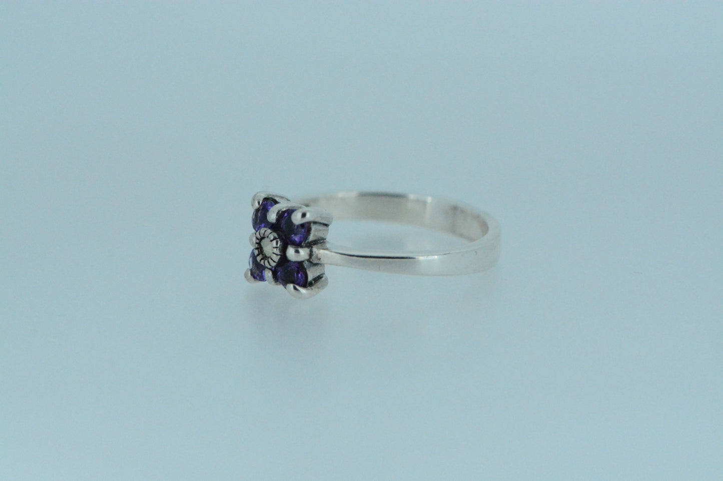 Amethyst Flower Ring