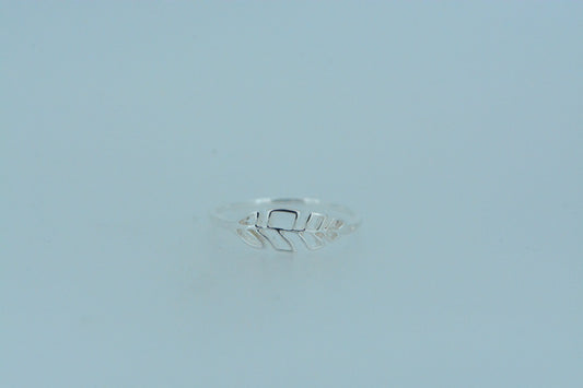 Mini Leaf Silver Ring