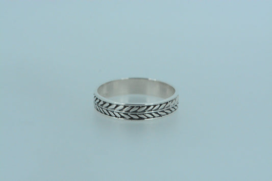 16 Quick & Easy Facts About Silver