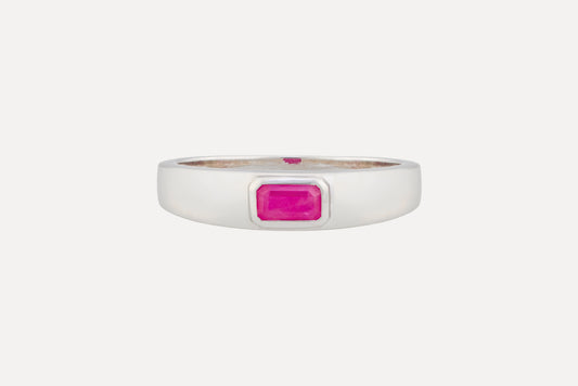 Ruby solitaire ring in sterling silver with rhodium plating.