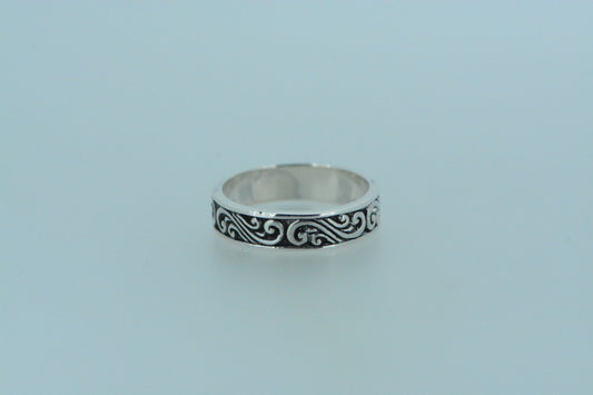 Swirly Band Ring
