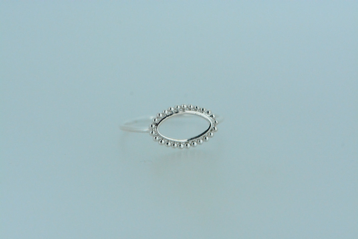 Simple Oval Ring