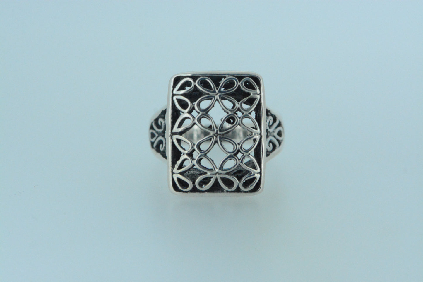 Chunky Rectangle Design Ring