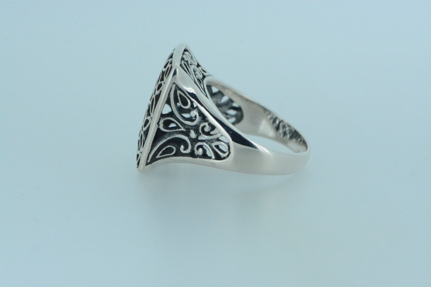 Chunky Rectangle Design Ring