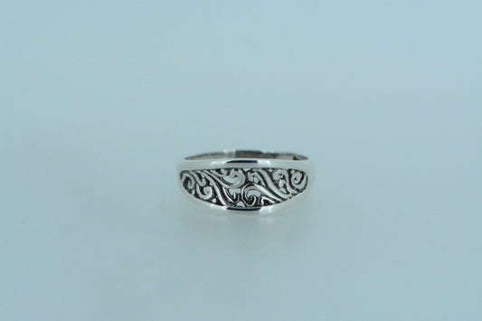 Reversed Dome Swirly Patterned Ring