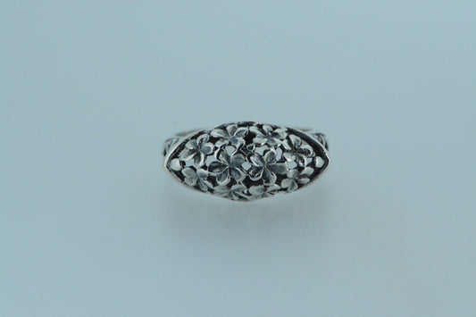 Oval Domed Flowers Ring