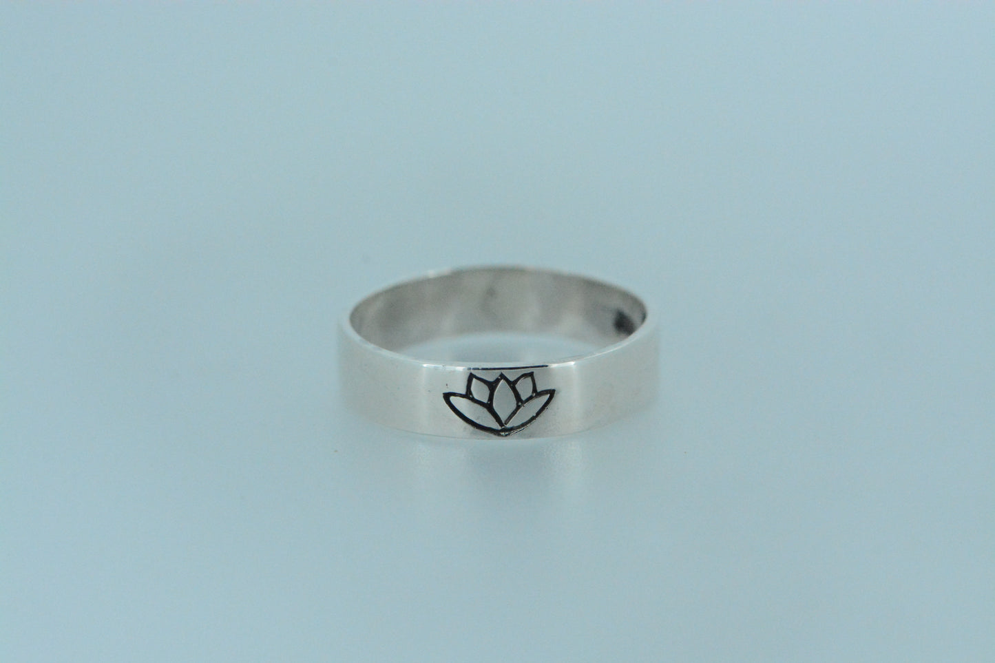 Lotus Flower Band