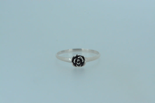 Mini Rose Ring