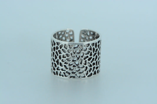 Open Patterned Wide Ring