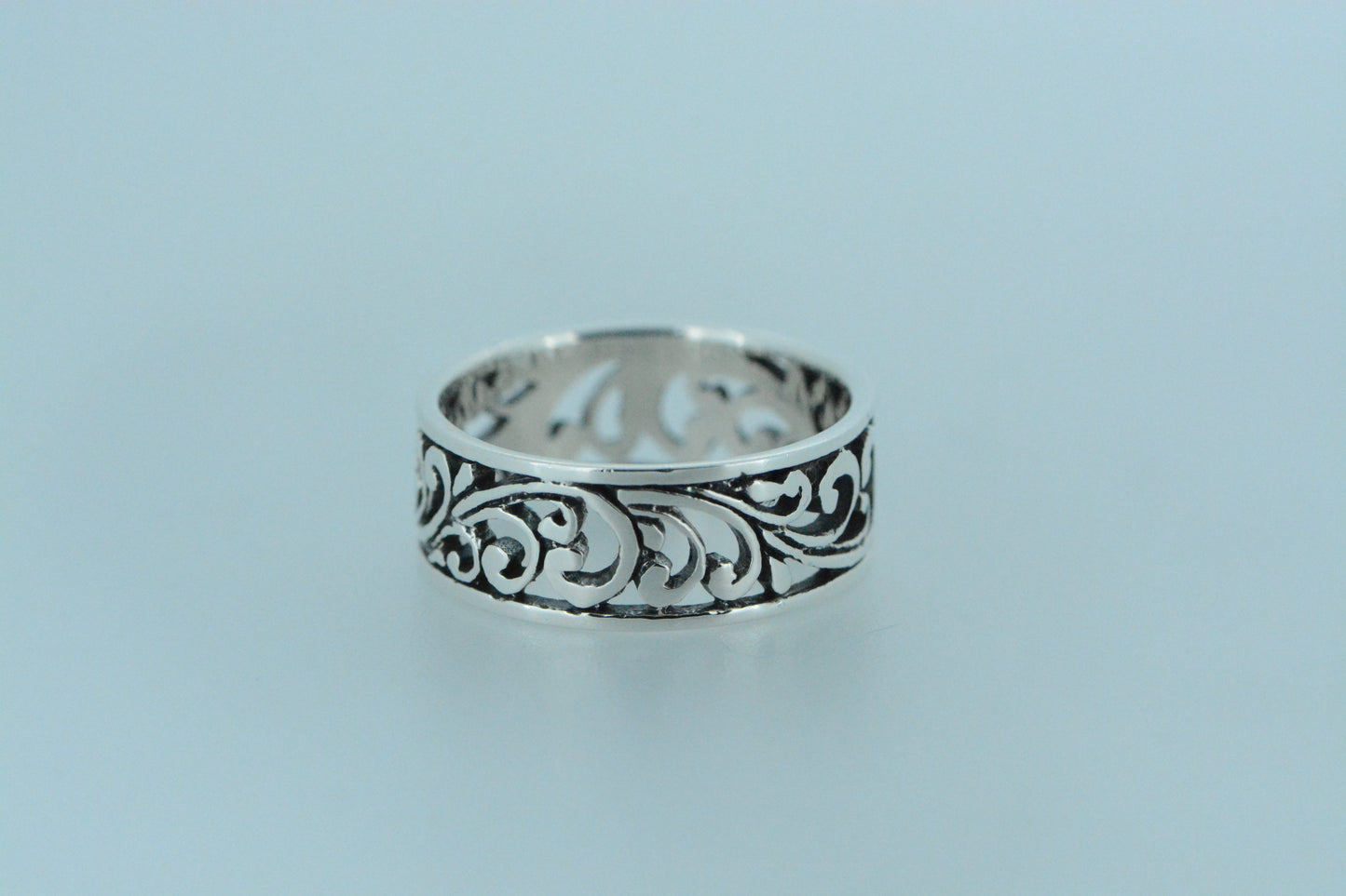 Swirly Patterned Ring