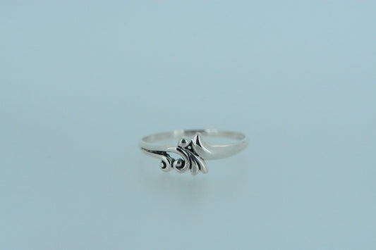 Tiny Swirls Stack Ring