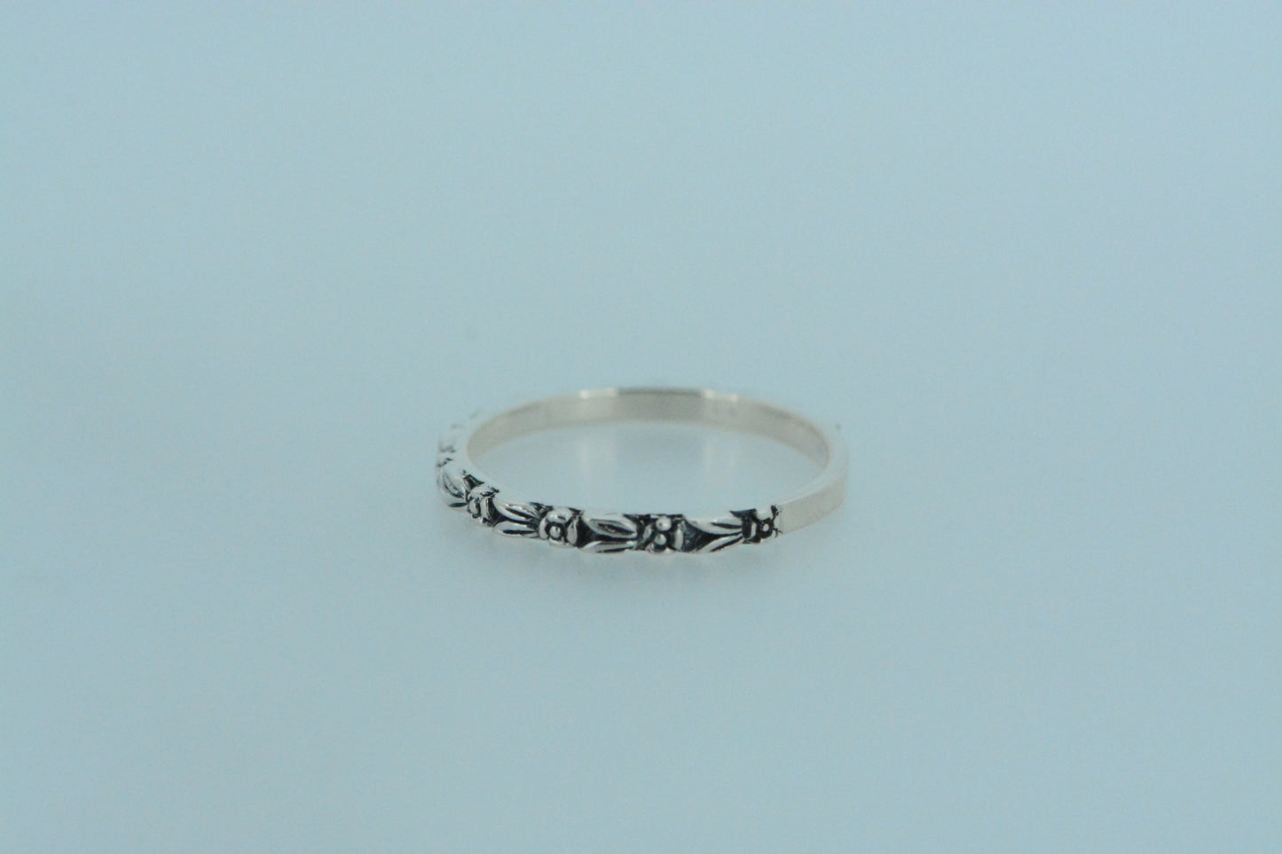 Flowers Chain Stack Ring