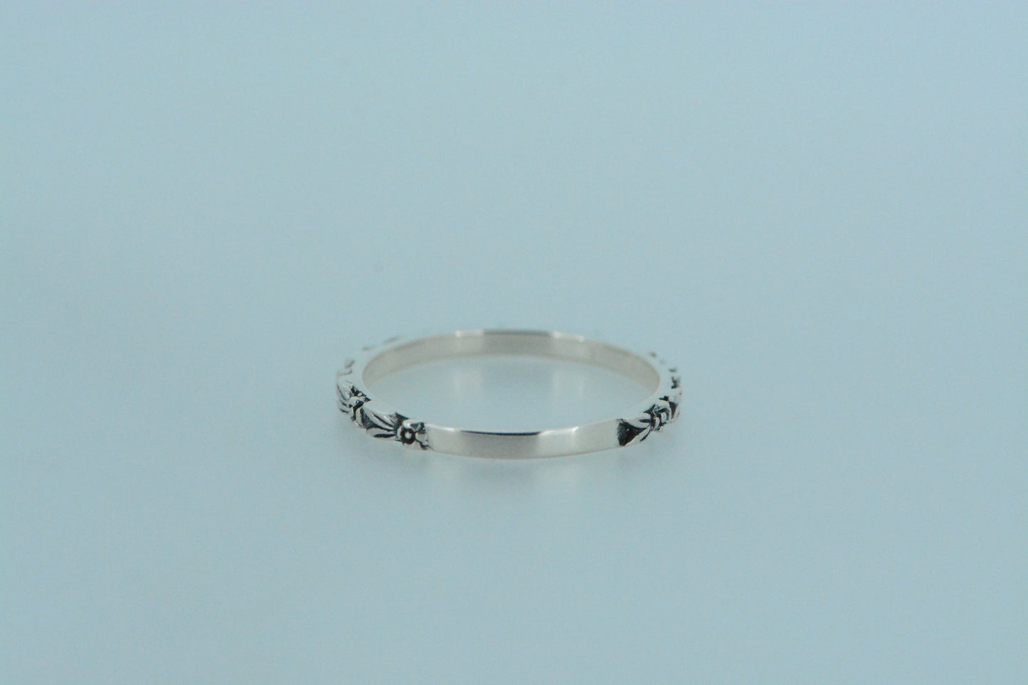 Flowers Chain Stack Ring