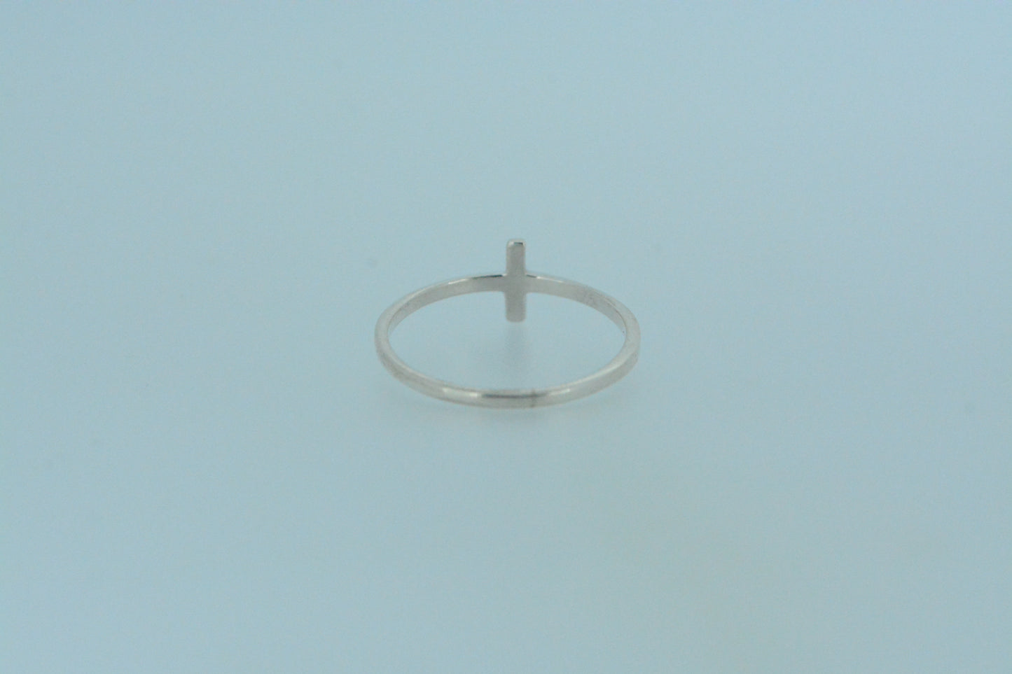 Simple Crossed Ring