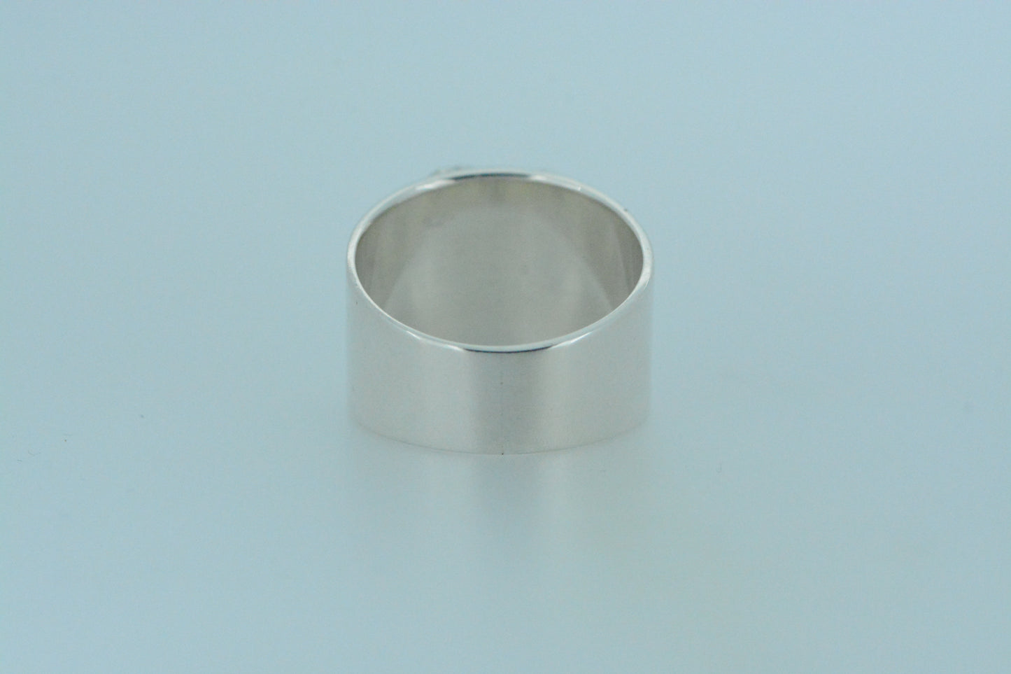 Chunky 8 Roses Ring