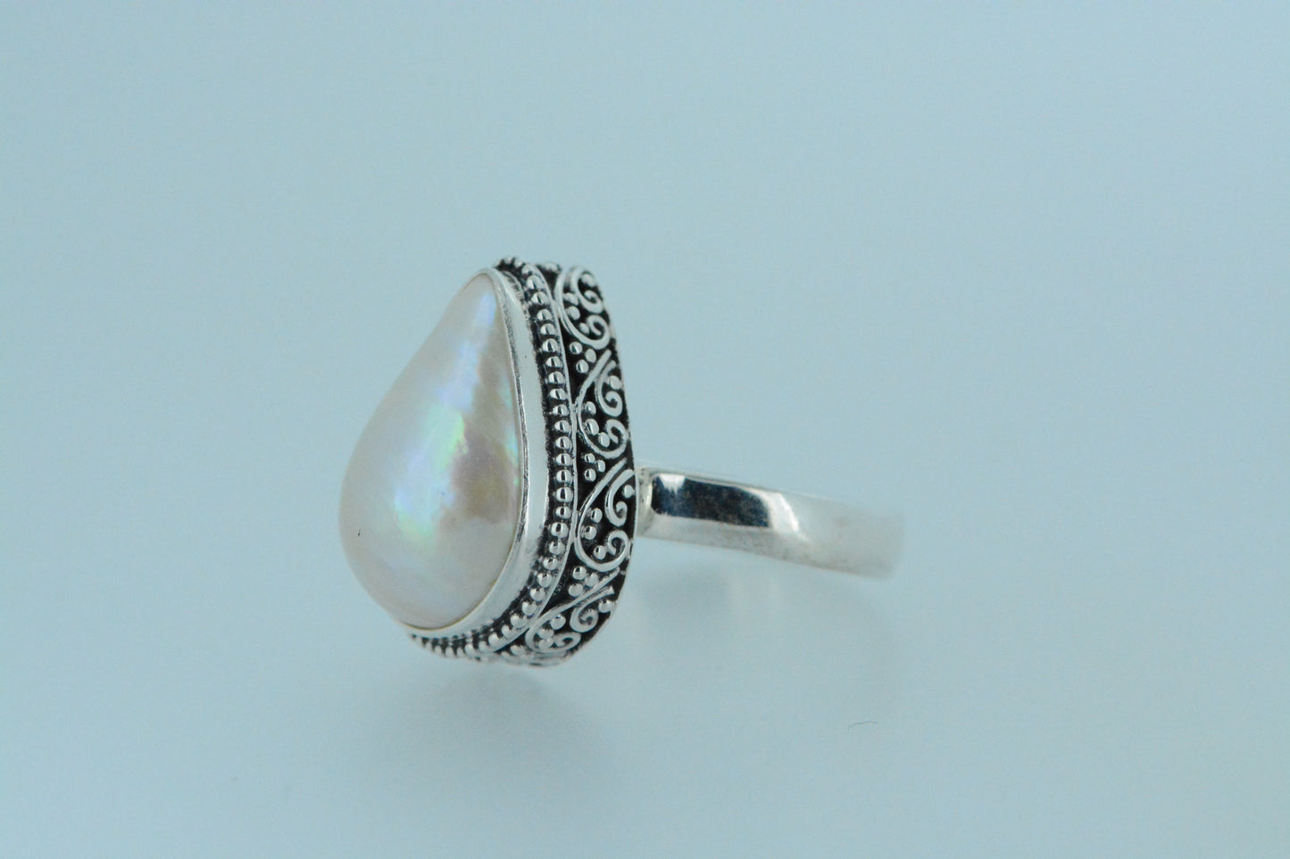 Waterdrop Shape Pearl With Intricate Design Ring