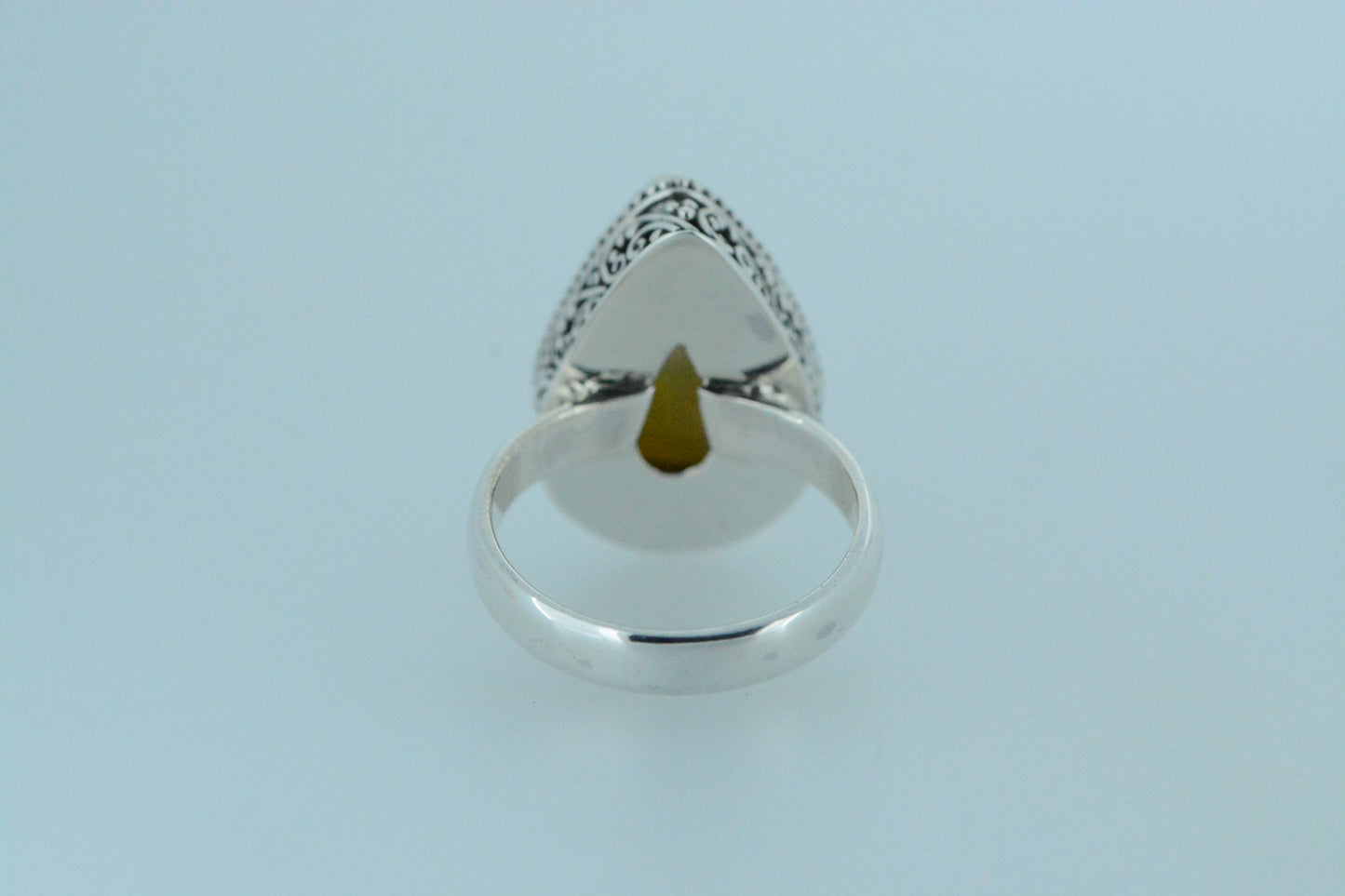 Waterdrop Shape Pearl With Intricate Design Ring