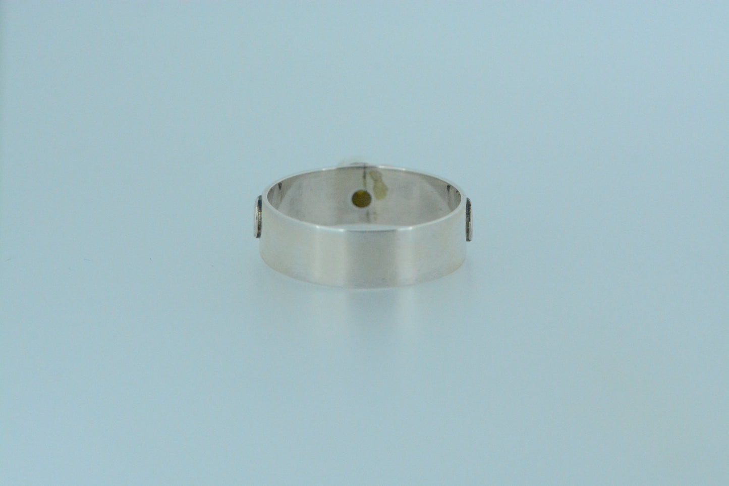 Mini Pearl Ring With Oxidised Design