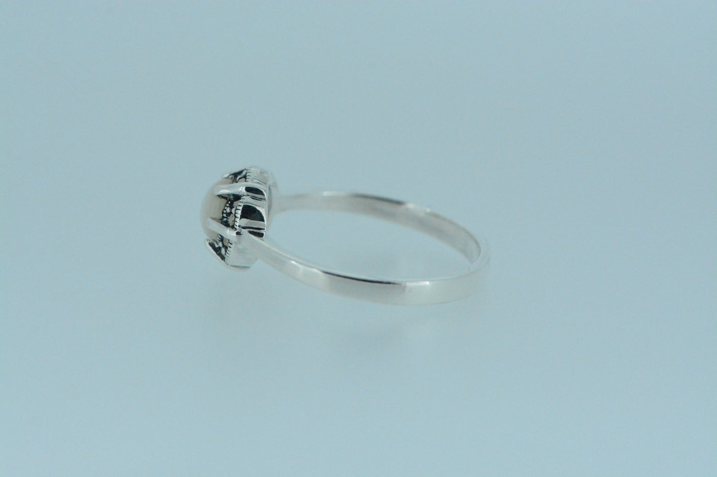White Mother Of Pearl Ring