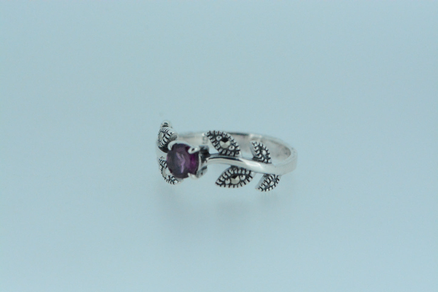 Rhodolite & Leaves Silver Ring
