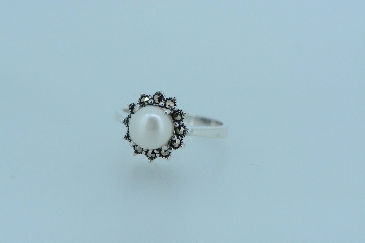 Pearl Flower Ring