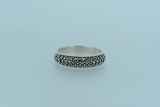 Marcasite Patterned Silver Ring