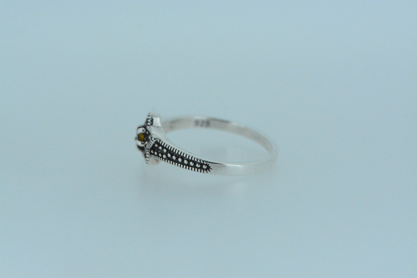 Mini Citrine Flower Ring