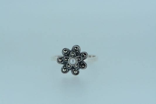 White Mother Of Pearl Flower Ring