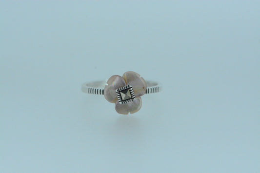 Pink Shell Flower Ring