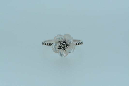 White Shell Flower Ring