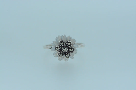 White Shell Flower Ring