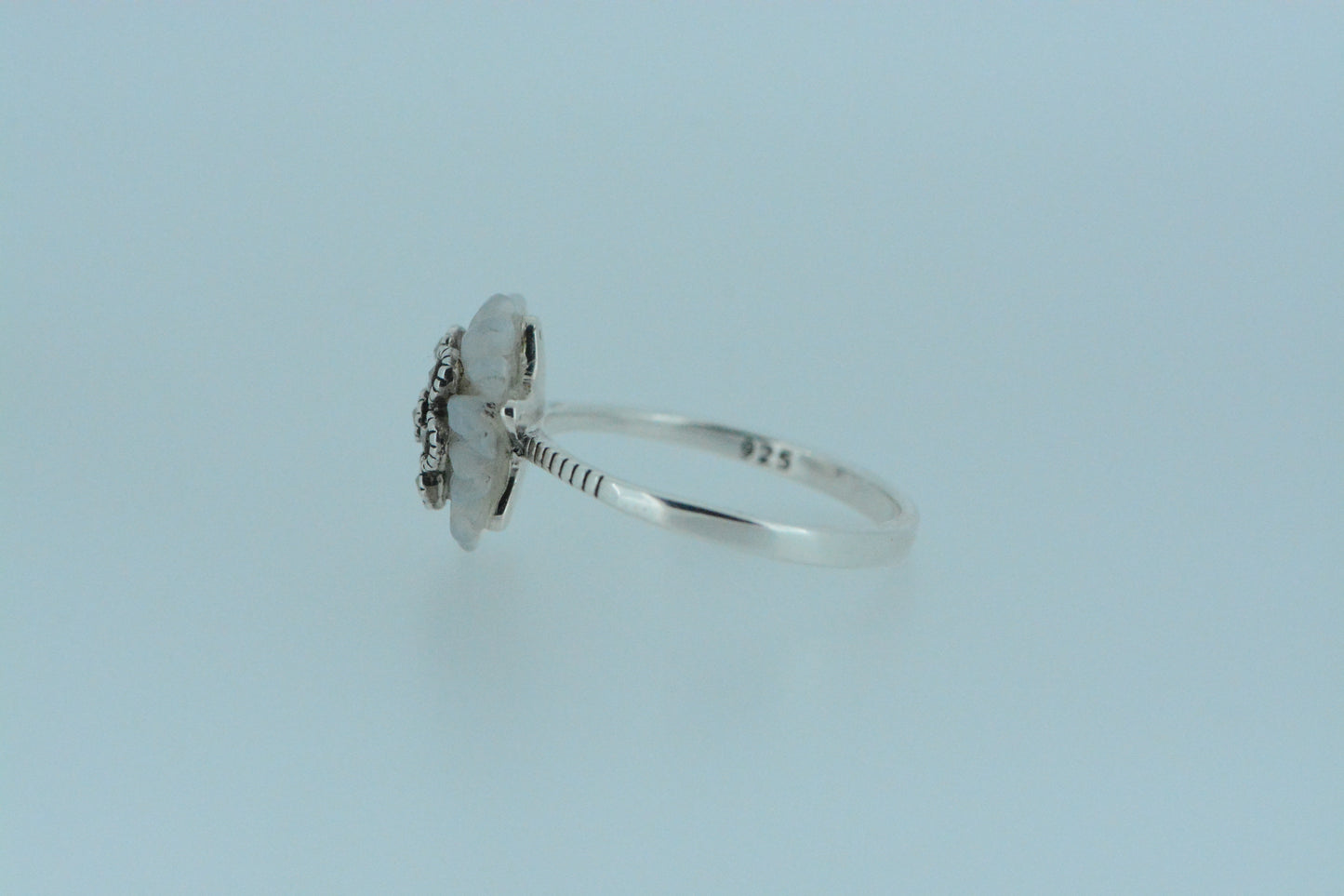 White Shell Flower Ring