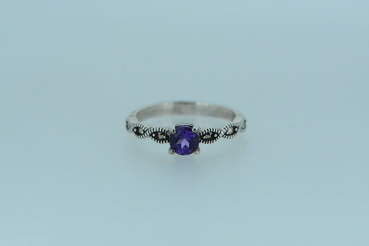 Amethyst Mini Solitaire Ring