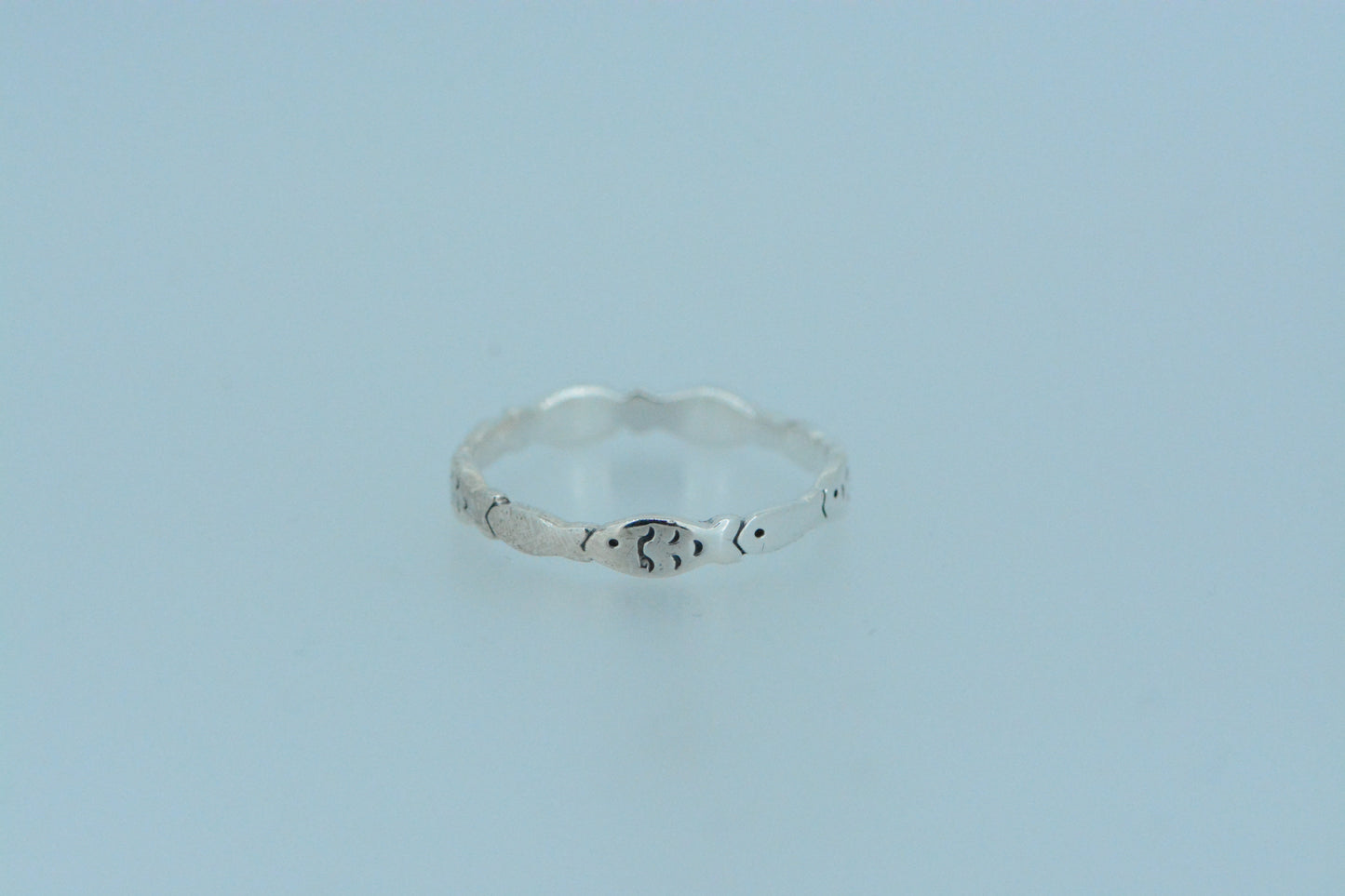 Mini Fish Ring