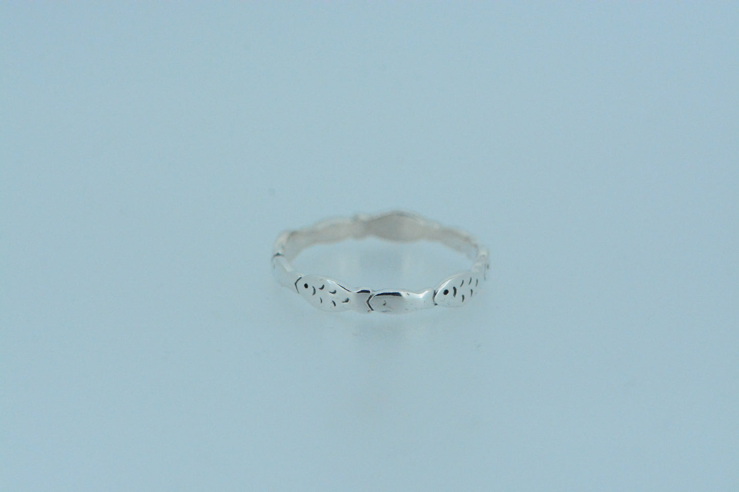 Mini Fish Ring