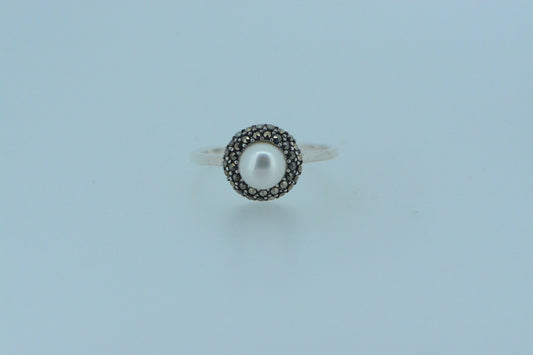 Pearl & Marcasite Ring